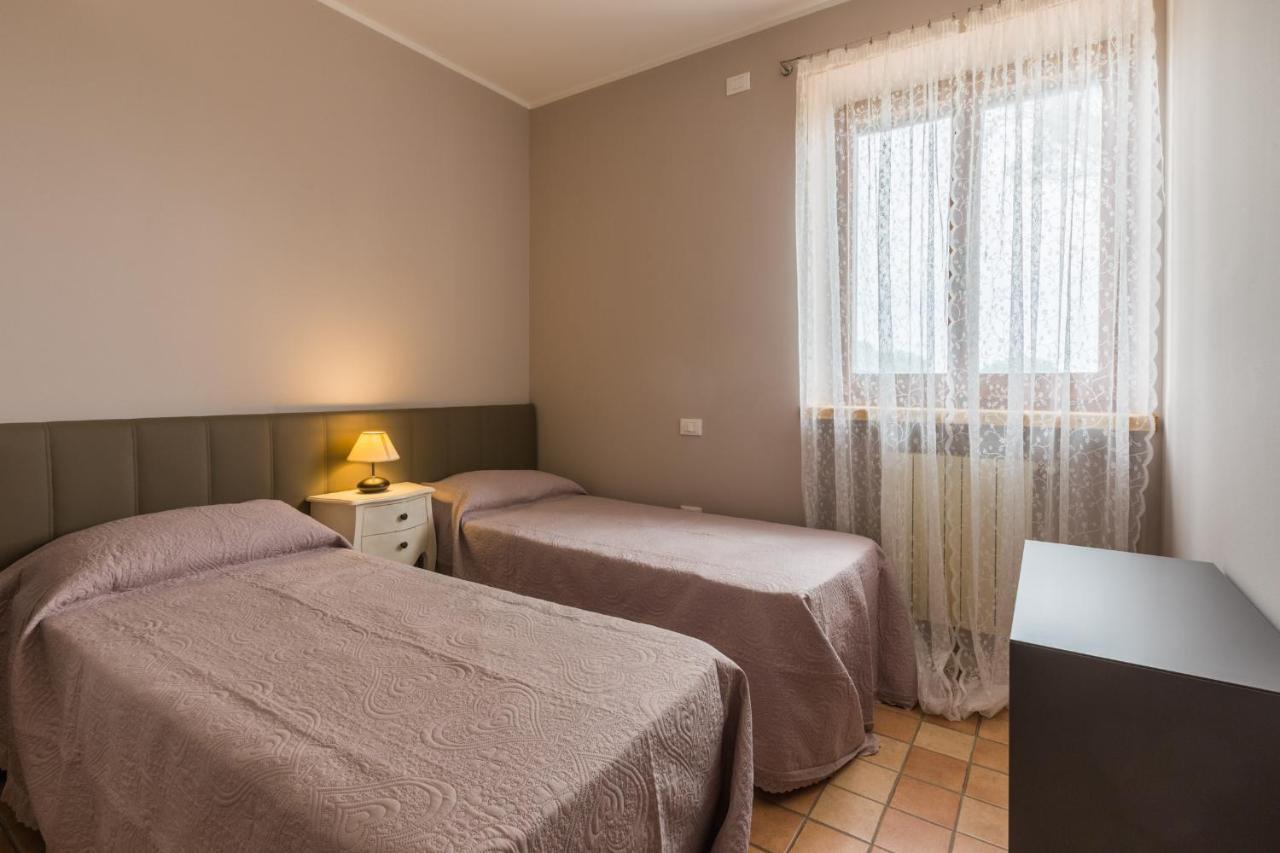 Agriturismo Villa Beatrice Mondavio Buitenkant foto