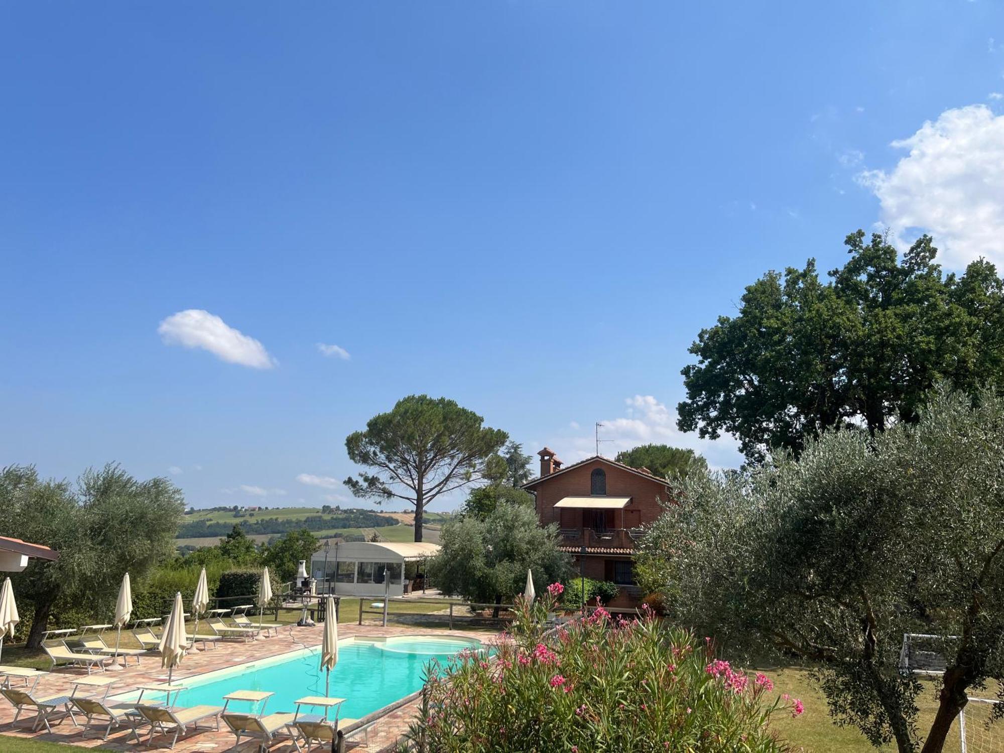 Agriturismo Villa Beatrice Mondavio Buitenkant foto