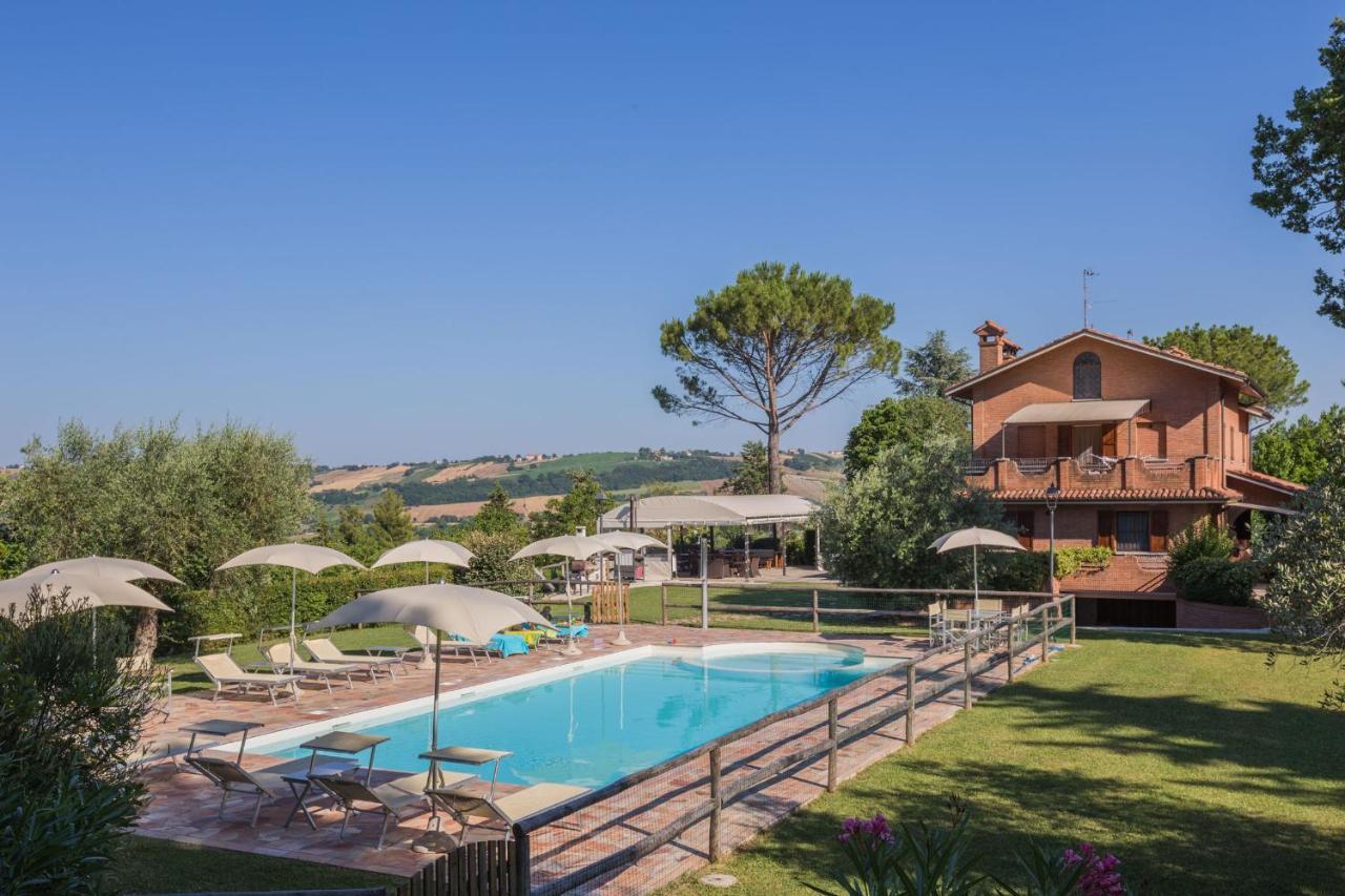 Agriturismo Villa Beatrice Mondavio Buitenkant foto