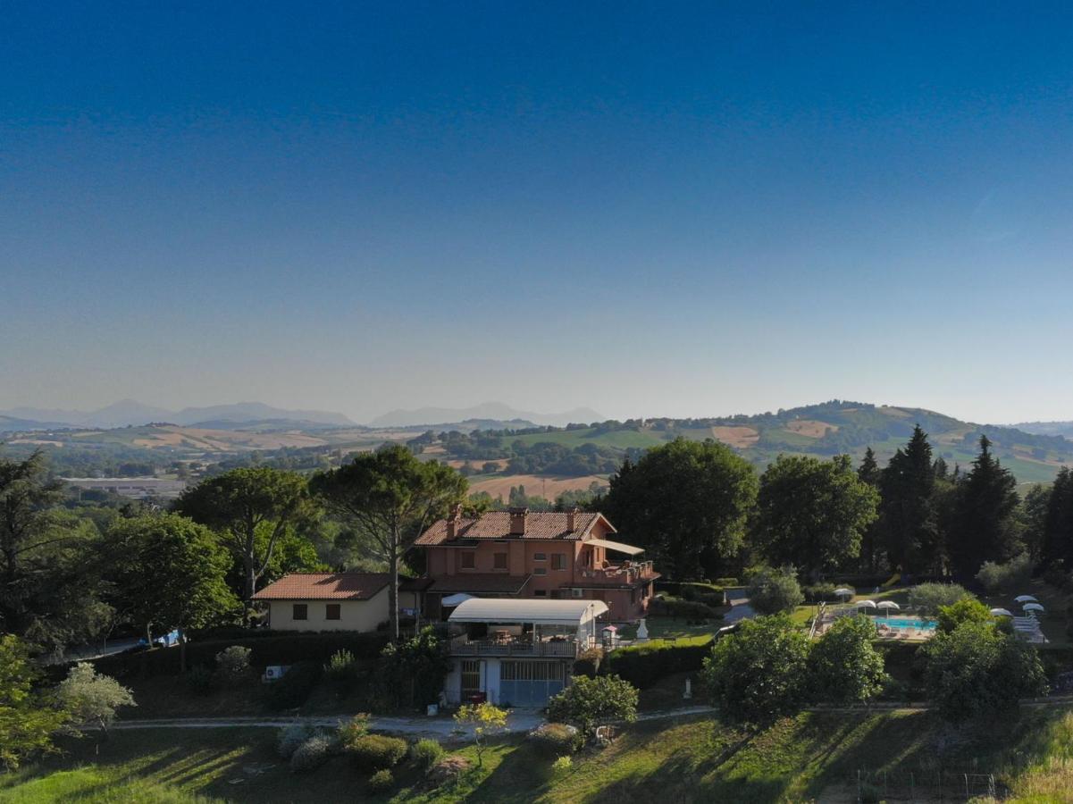 Agriturismo Villa Beatrice Mondavio Buitenkant foto