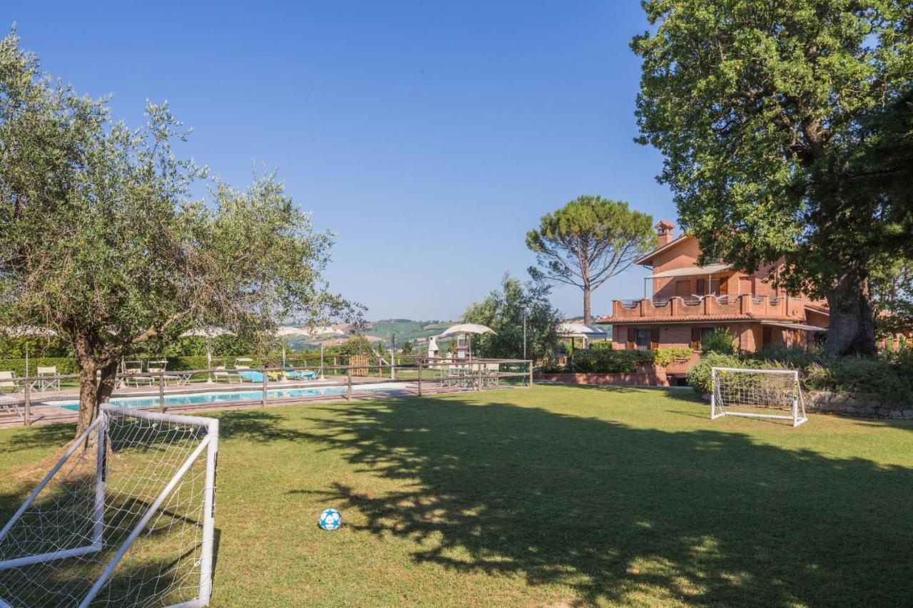 Agriturismo Villa Beatrice Mondavio Buitenkant foto